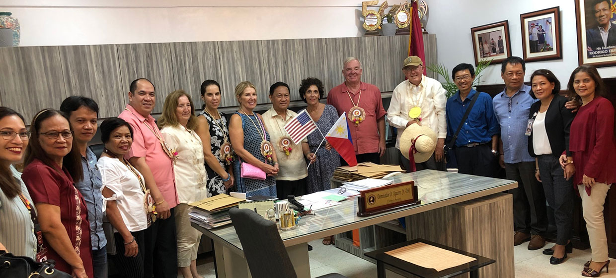 College officials meet with leaders from the Philippines