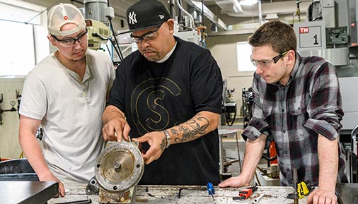 Manufacturing students in classroom lab