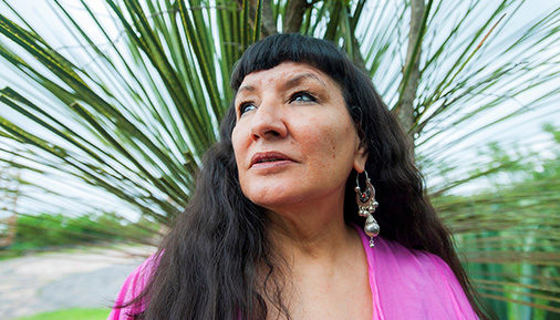 Sandra Cisneros